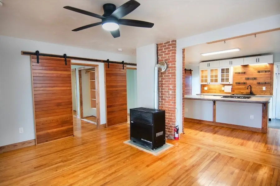 12 Cohasse St, Southbridge, MA 01550 - #3