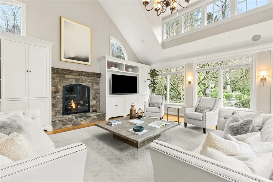 27 Radcliffe Rd, Wellesley, MA 02482 - #3