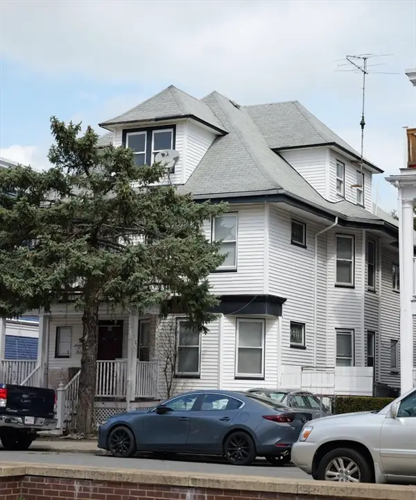 19 Clementine Park, Boston, MA 02124