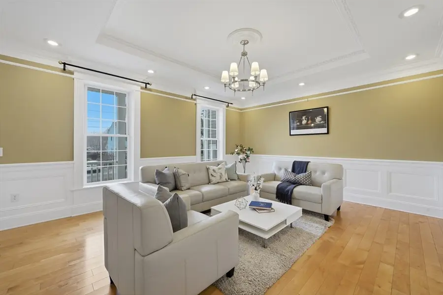 14 Albemarle Ave, Lexington, MA 02420 - #3