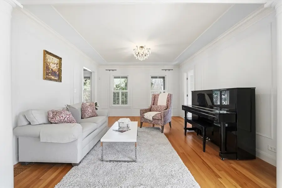 136 Cedar St, Lexington, MA 02420 - #3