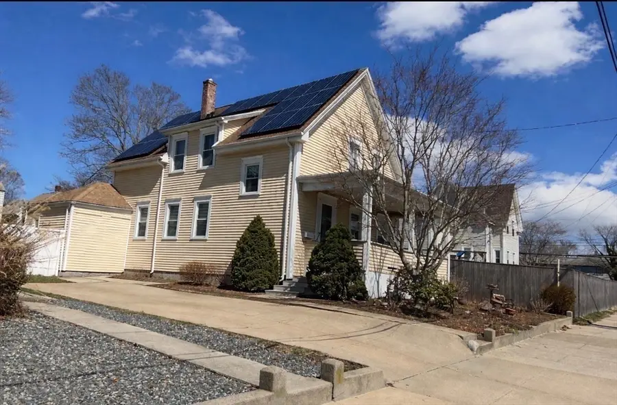 14 North St, Fairhaven, MA 02719 - #3