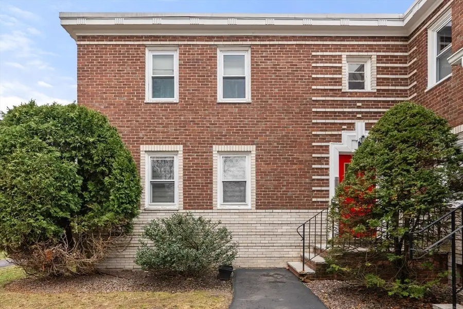 32 Newman Rd #1, Malden, MA 02148 - #2