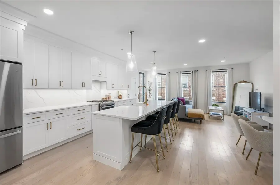 839 Saratoga St #3, Boston, MA 02128 - #2