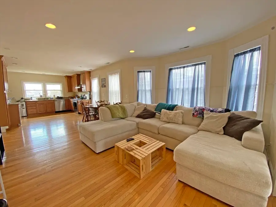 15 Underwood Park #2, Waltham, MA 02453 - #3