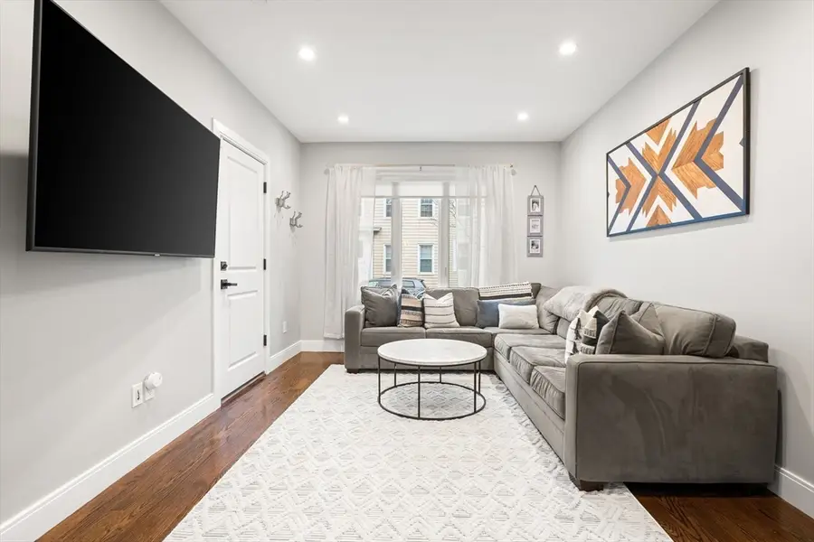 772 E 6th St #1, Boston, MA 02127 - #2