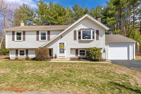 50 Harlow Rd, Rockland, MA 02370