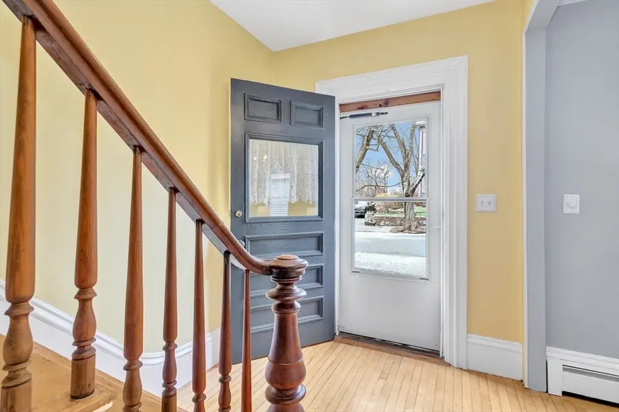 18 Hersam St, Stoneham, MA 02180 - #3