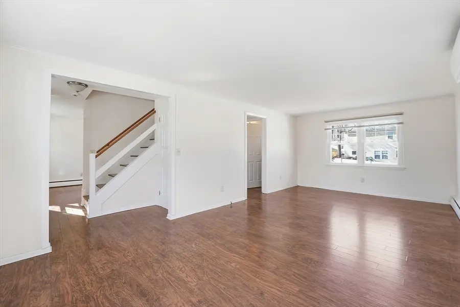 91 Brierwood Dr, Northampton, MA 01062 - #3