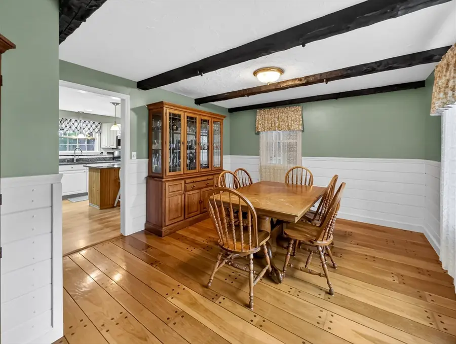 110 Maureen Dr, Tewksbury, MA 01876 - #3