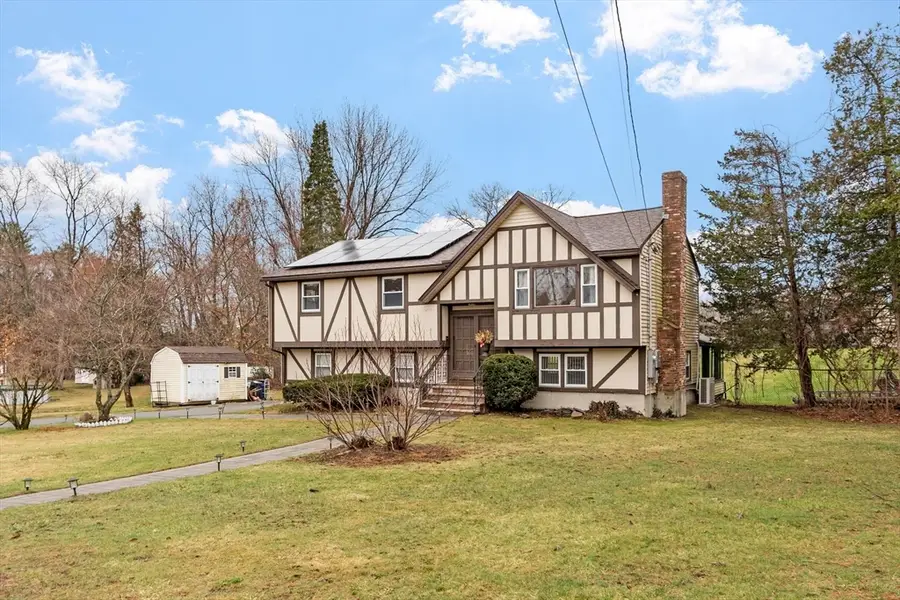 17 Horseshoe Rd, Dracut, MA 01826 - #2