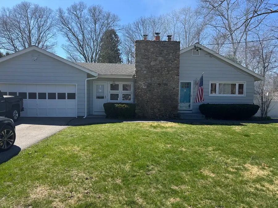 71 Crandall Rd, Tiverton, RI 02878 - #2