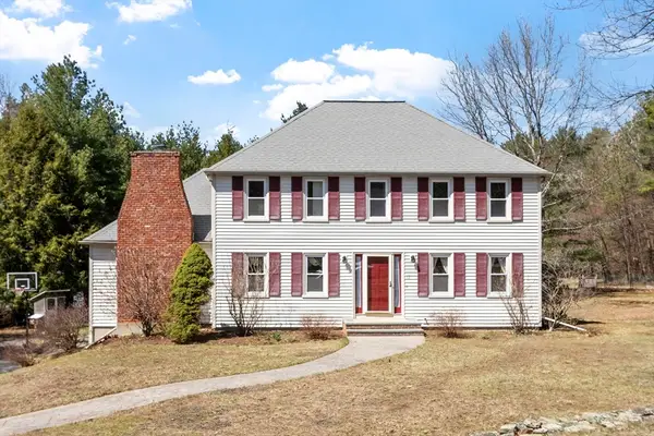 17 Mount Auburn Road, Chelmsford, MA 01824