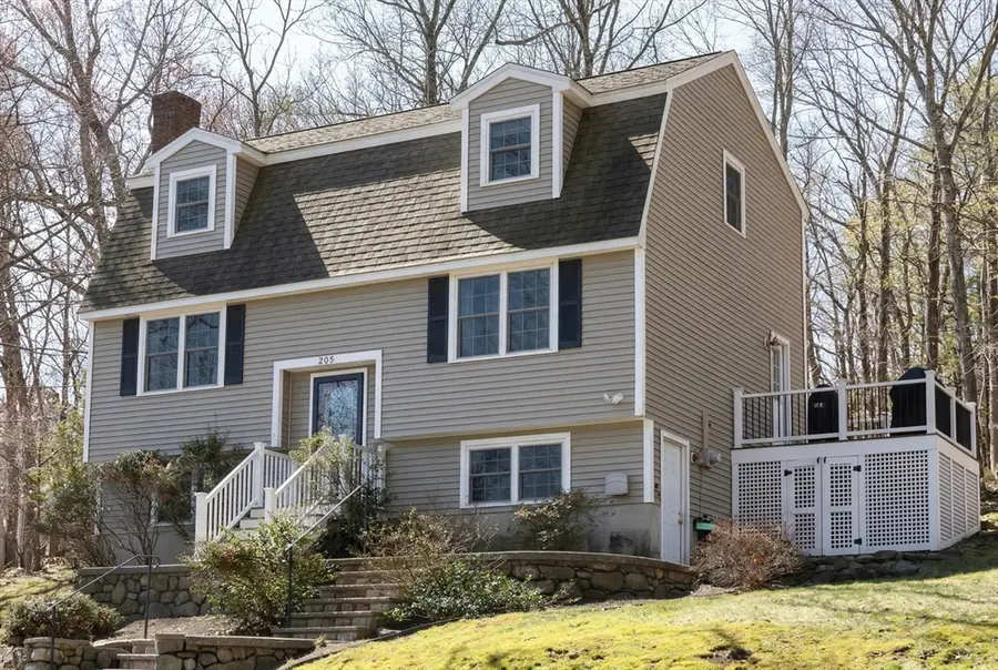 205 Golden Hill Avenue, Haverhill, MA 01830 - #2