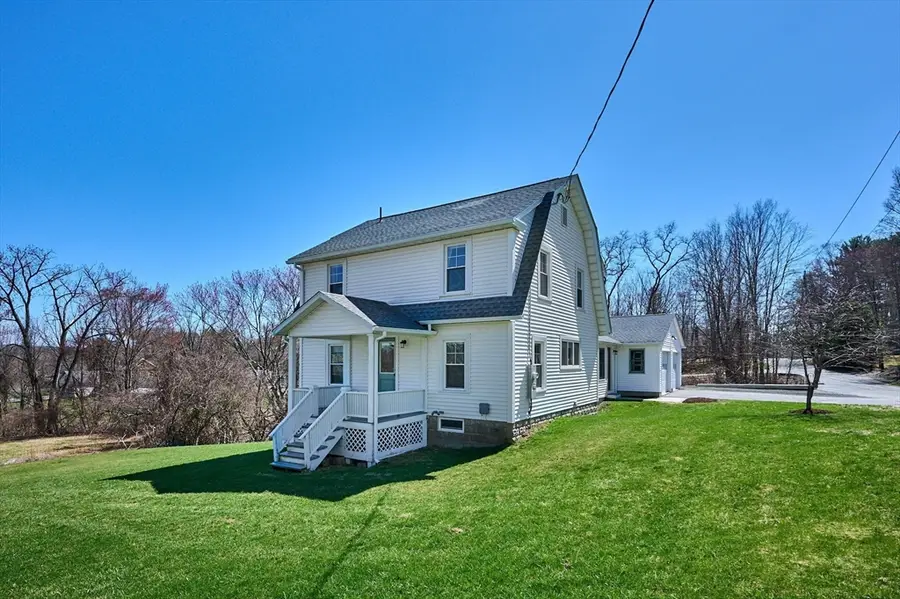 69 High St, Southampton, MA 01073 - #3