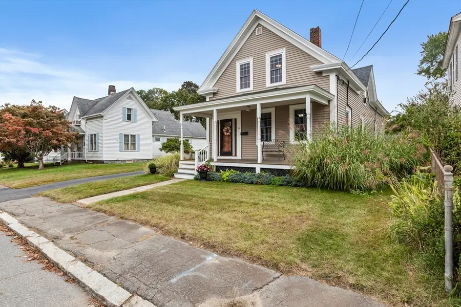 26 Maple St, Taunton, MA 02780 - #3