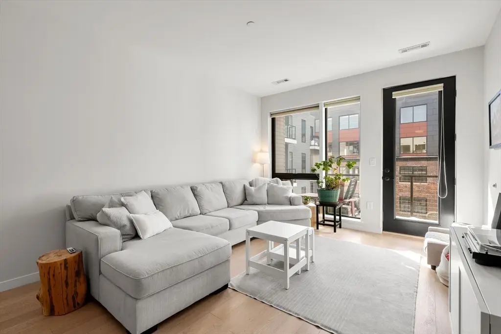 45 W 3rd St #406, Boston, MA 02127 - #1