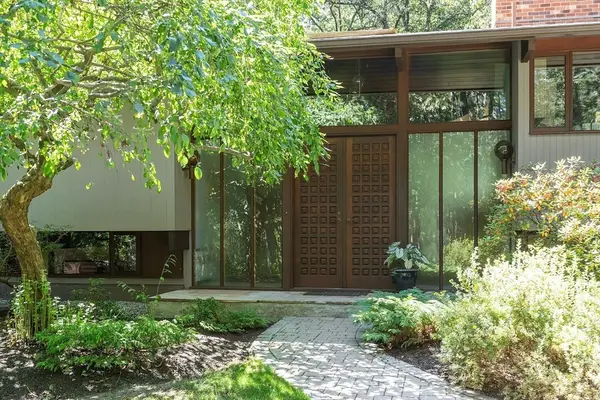 1030 Sudbury, Concord, MA 01742