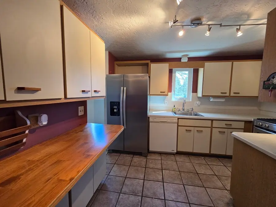 52 Liberty St #C5, Plymouth, MA 02360 - #3