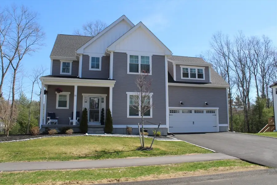 31 Lilac Ave, Bellingham, MA 02019 - #3