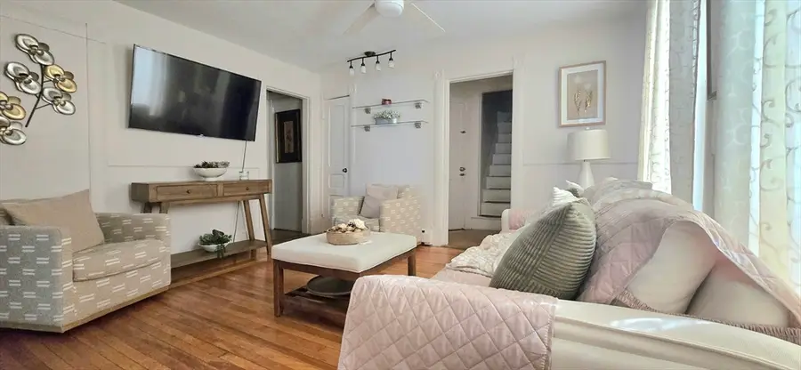 40 Hollywood St, Worcester, MA 01610 - #3