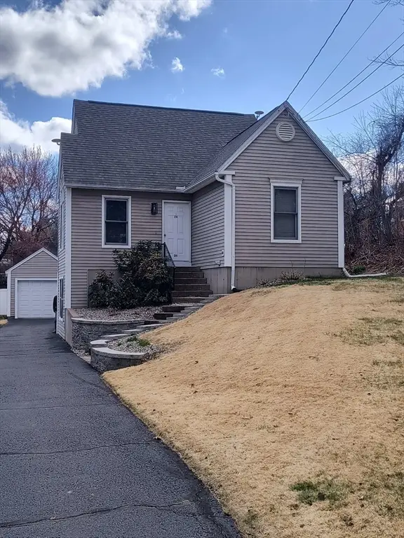 26 Hayre St, Westfield, MA 01085 - #3