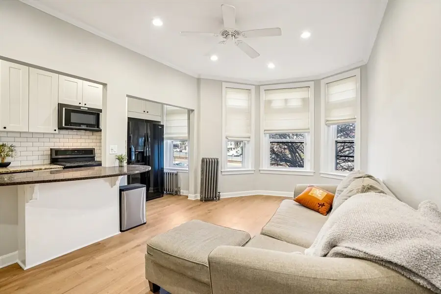 1870 Commonwealth Ave #1, Boston, MA 02135 - #3