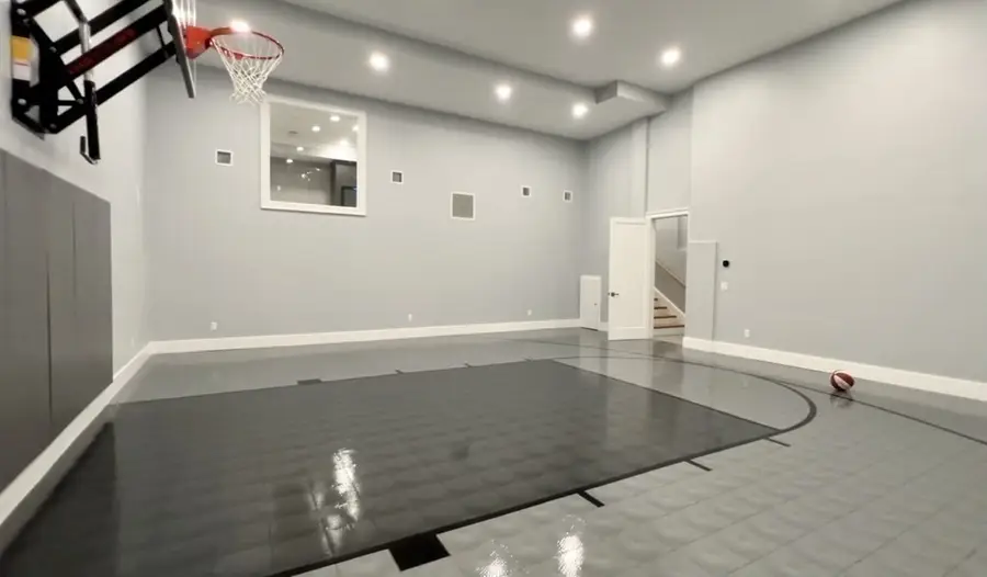 196 Pond Road, Wellesley, MA 02482 - #3