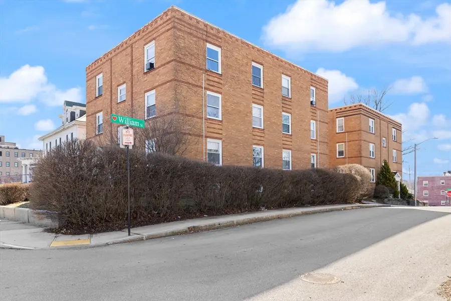 31 Chestnut St #5, Worcester, MA 01609 - #3