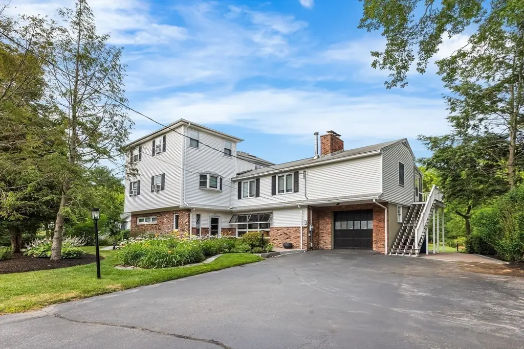 409 Haverhill St, Reading, MA 01867 - #1