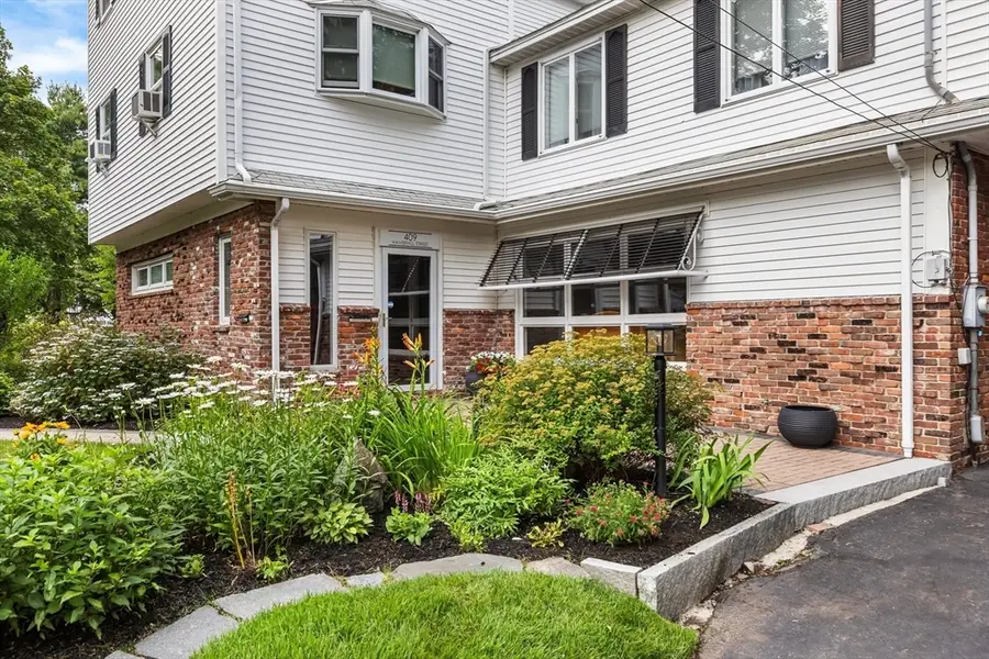 409 Haverhill St, Reading, MA 01867 - #2