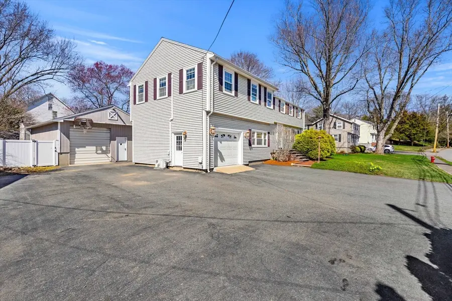 6 Crawford Dr, Woburn, MA 01801 - #2