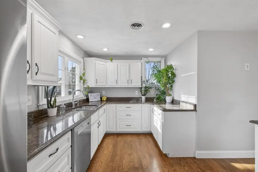 21 Huntington Ave, Methuen, MA 01844 - #3