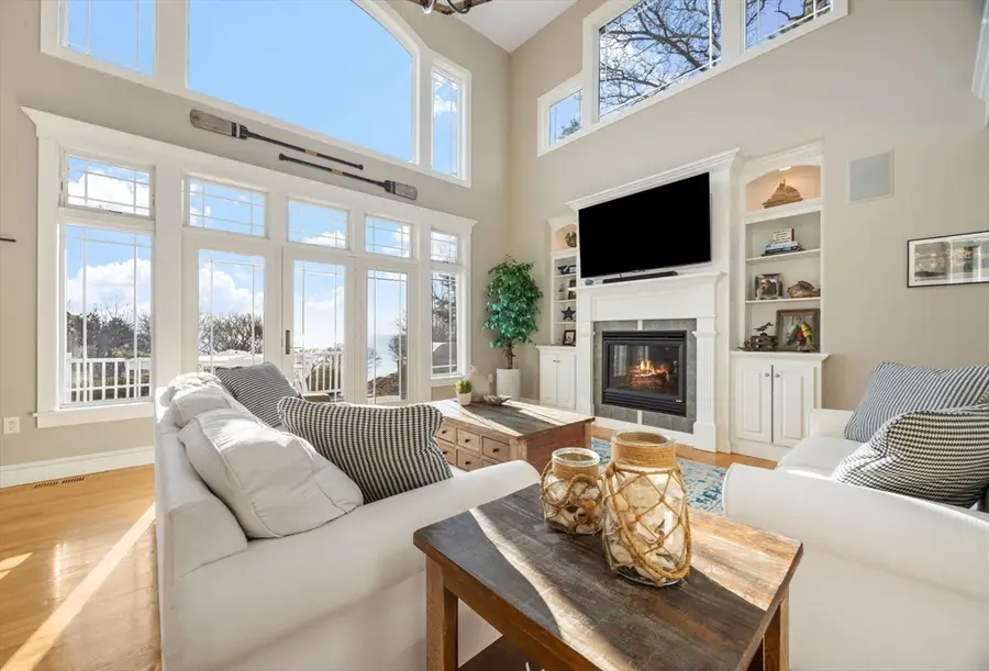 318 Center Hill Rd, Plymouth, MA 02360 - #2