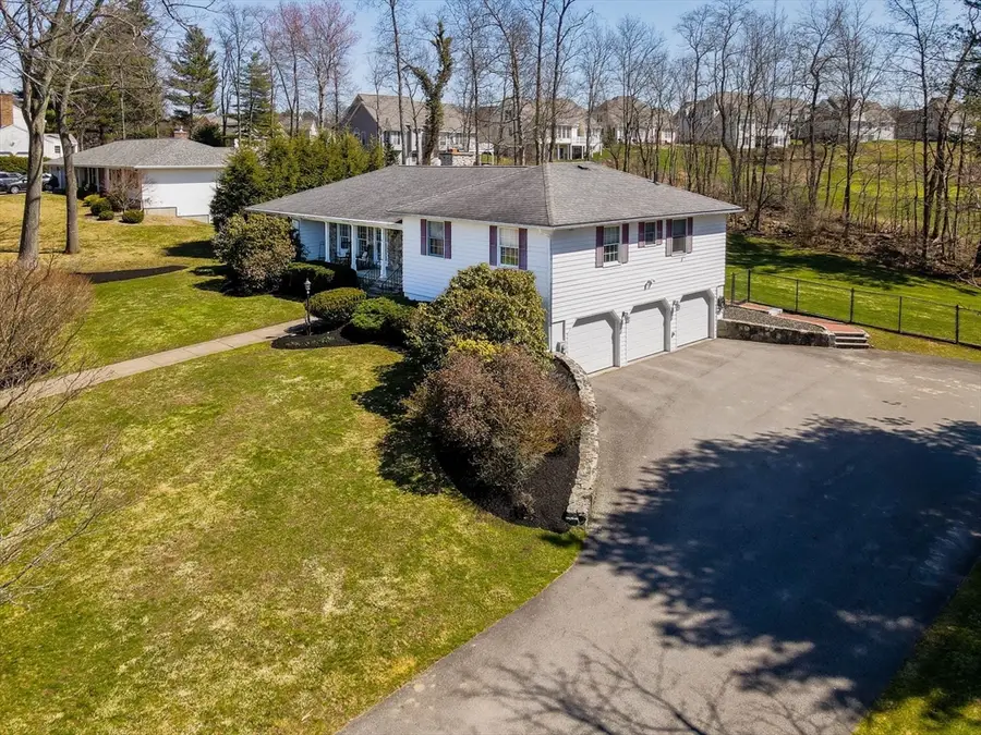 18 Argilla Rd, Methuen, MA 01844 - #3