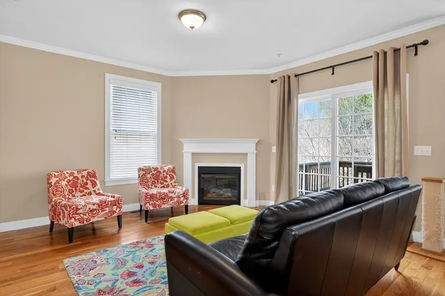 27 Autumn Ln #27, Northborough, MA 01532 - #3