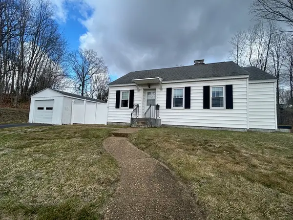 73 Sand St, Gardner, MA 01440