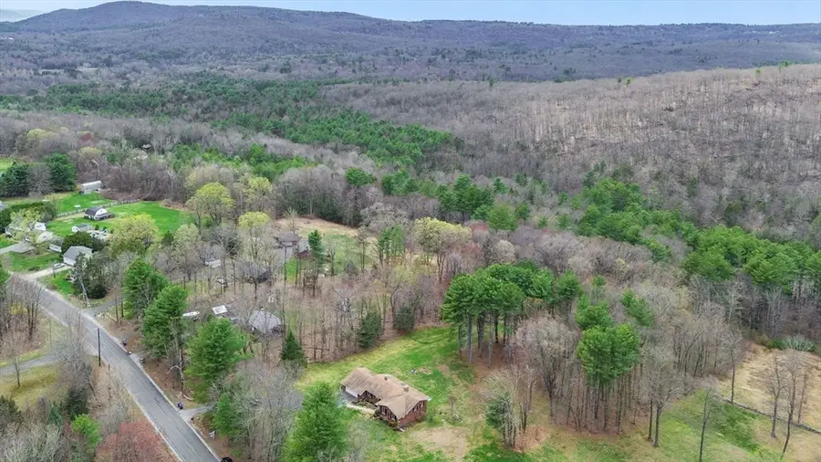 80 Russellville Rd, Southampton, MA 01073 - #3