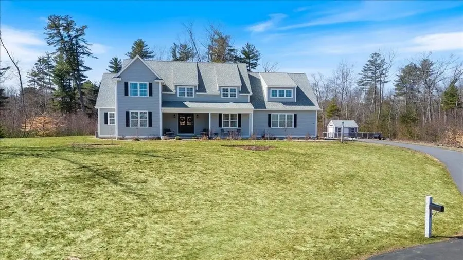24 Brady Cir, Plaistow, NH 03865 - #2