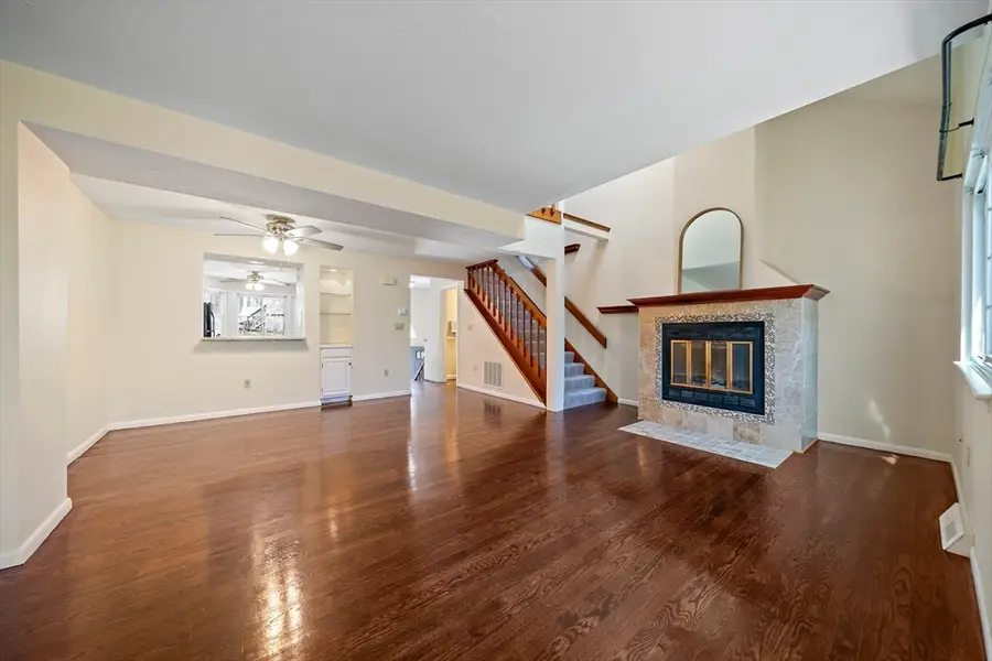 117 Tall Oaks Dr #I, Weymouth, MA 02190 - #3