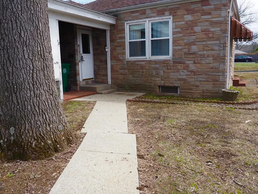 52 Marguerite St., Chicopee, MA 01020 - #2