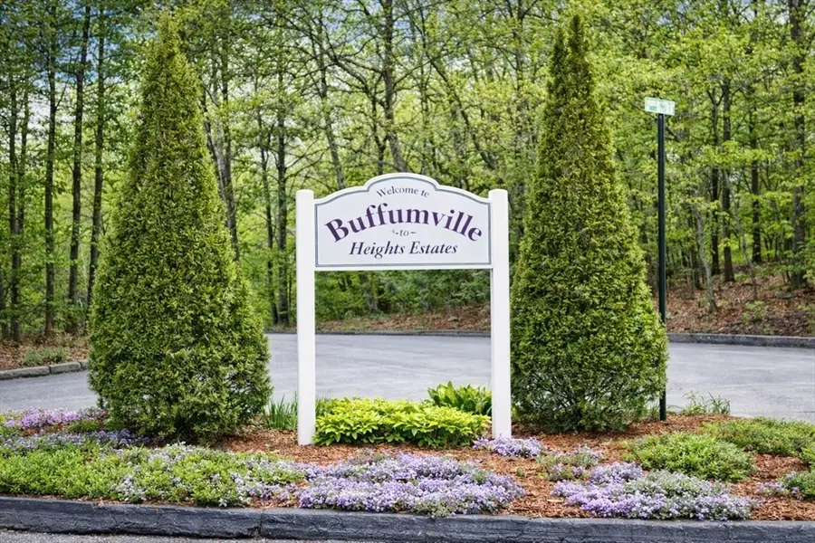 6 Carol Dr #6, Oxford, MA 01540 - #2