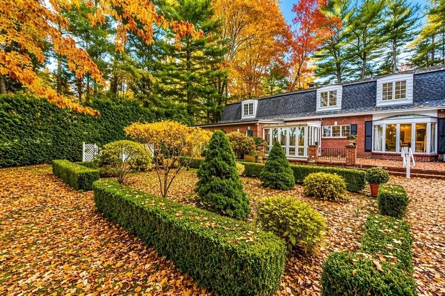 12 Woodland Rd, Westfield, MA 01085 - #3