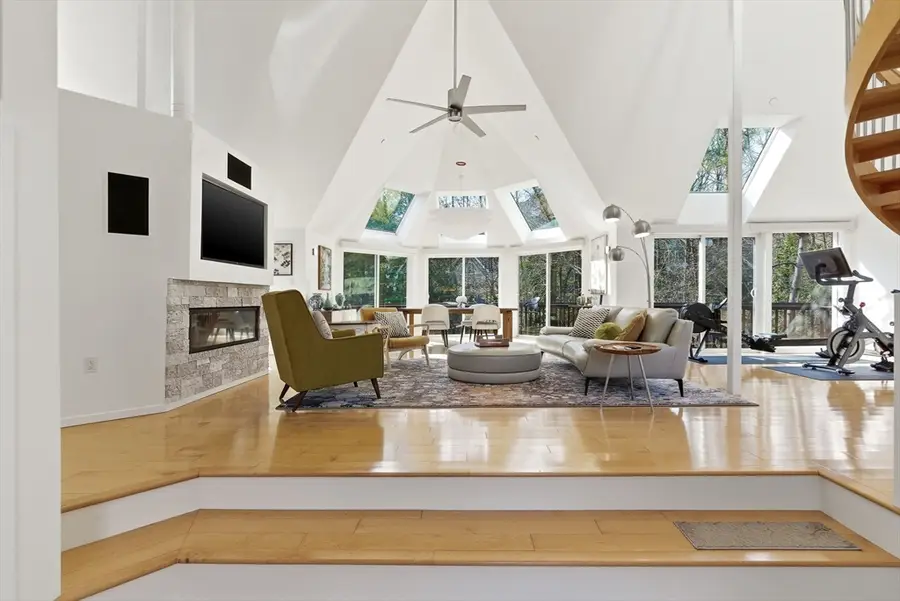 17 Wildflower Path #17, Hudson, MA 01749 - #3