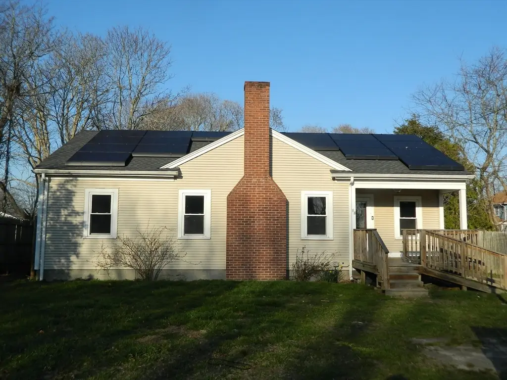 18 Murphy Rd, Hyannis, MA 02601 - #1