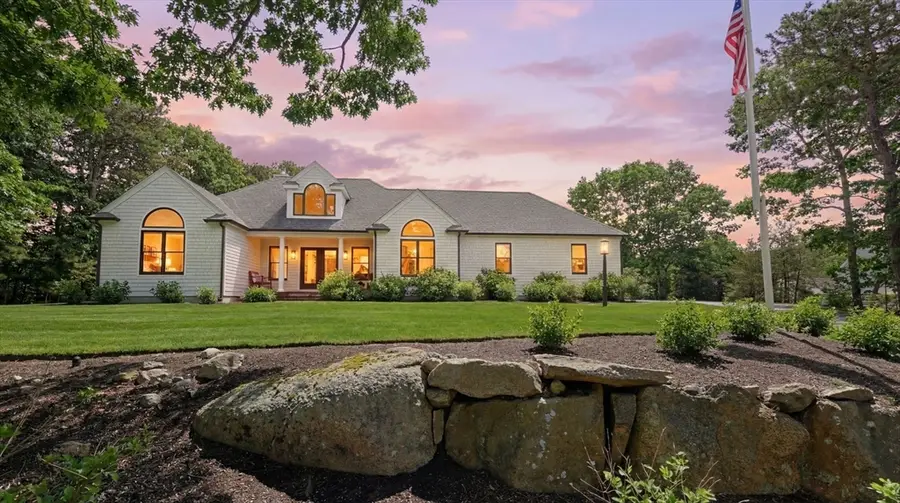 102 Cairn Ridge Rd, Falmouth, MA 02536 - #2