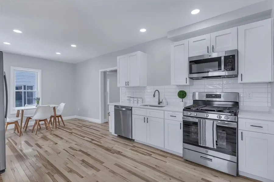 73 Walnut St, Dedham, MA 02026 - #2