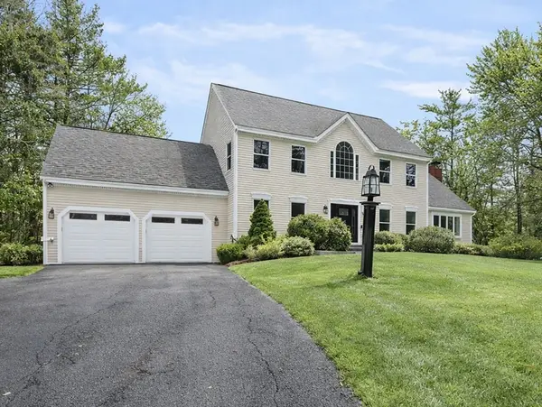 23 Panettieri Drive, Lakeville, MA 02347