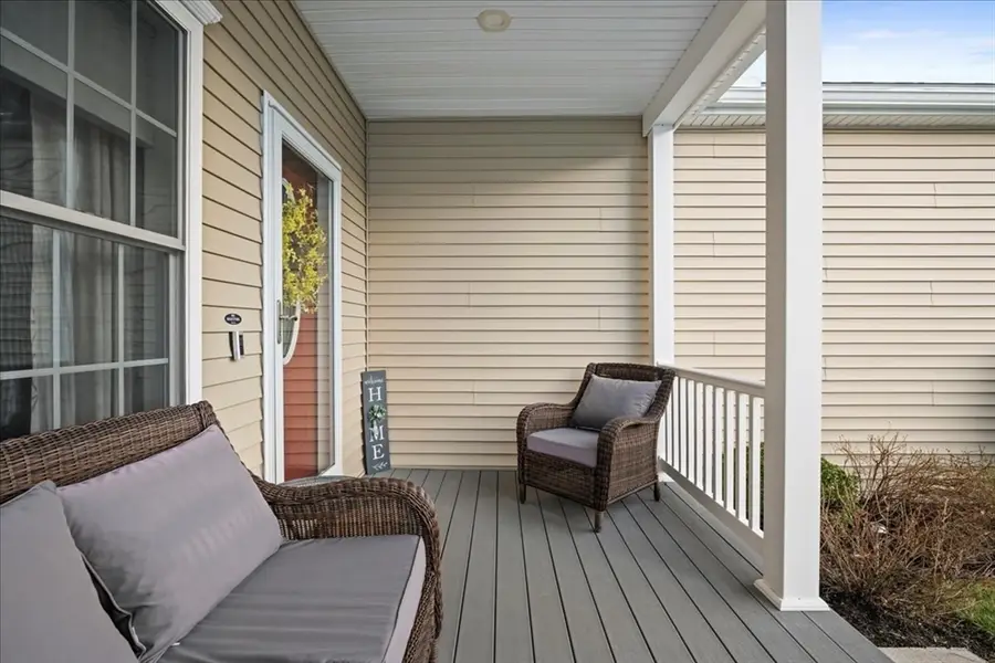 8 Tea Party Drive, Uxbridge, MA 01569 - #2