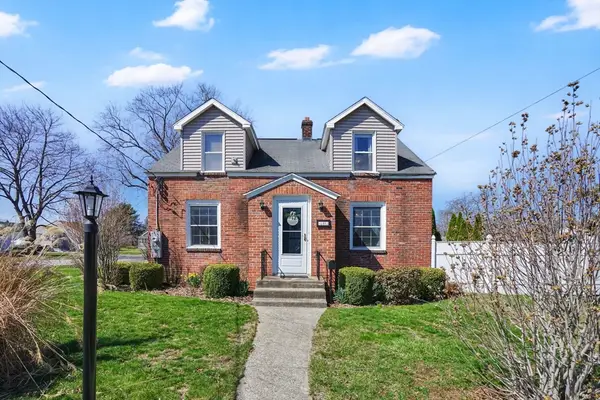 101 Ray St, Ludlow, MA 01056